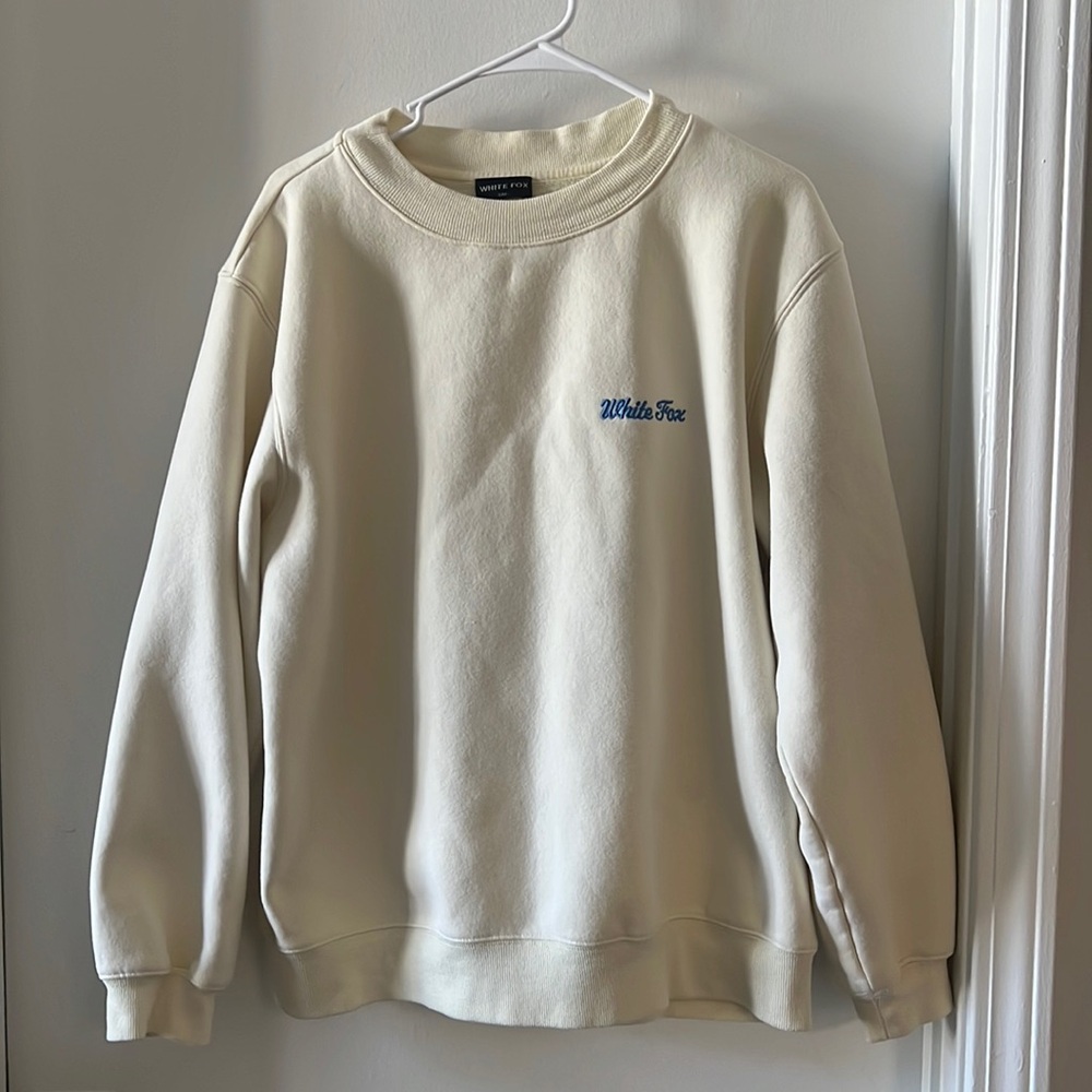 White fox sweatshirt